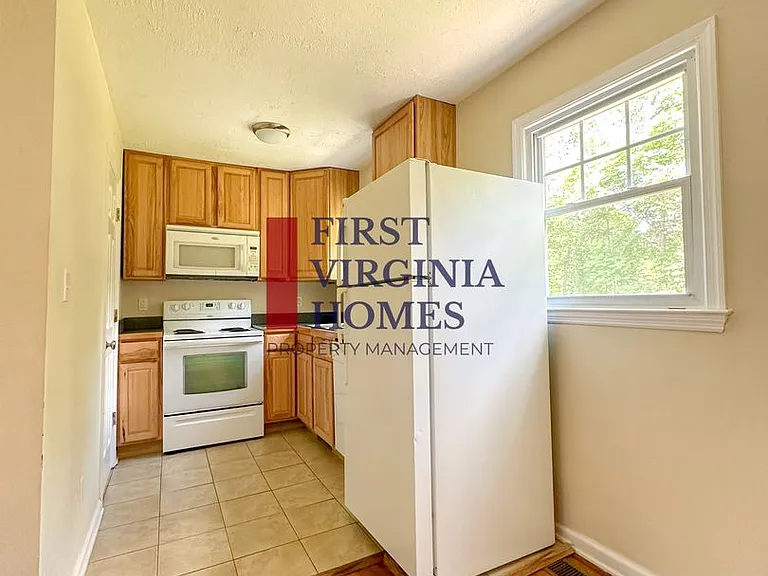 44 Fawn Lake Ln — Photo 6