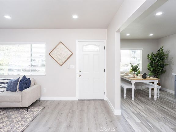 3rd image of 4816 W 134th Pl
