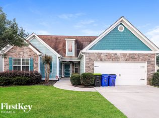 120 Summit Point Dr, Fayetteville, GA 30214