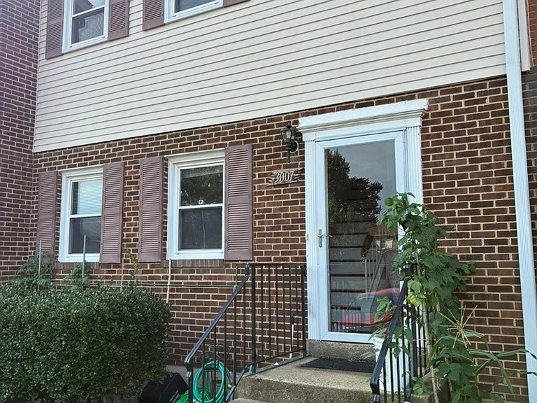3007 White Birch Ct — Photo 1