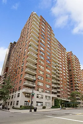 Sold by Citi Habitats | media 6