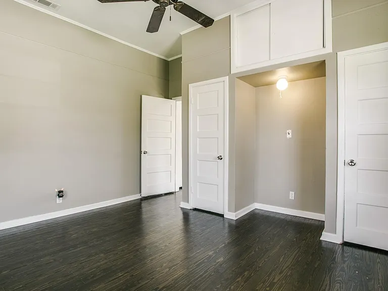 2921 Livingston Ave — Photo 12