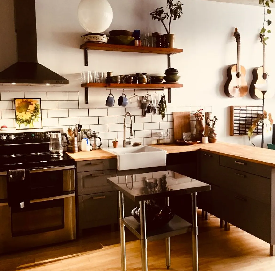 Studio, 439 sqft, $1,600 — Photo 1