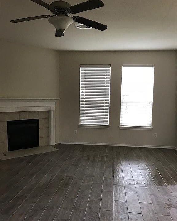 2nd image of 7327 Rambling Tree Ln