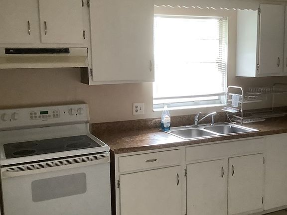 5th image of 4636 Dimbath Dr
