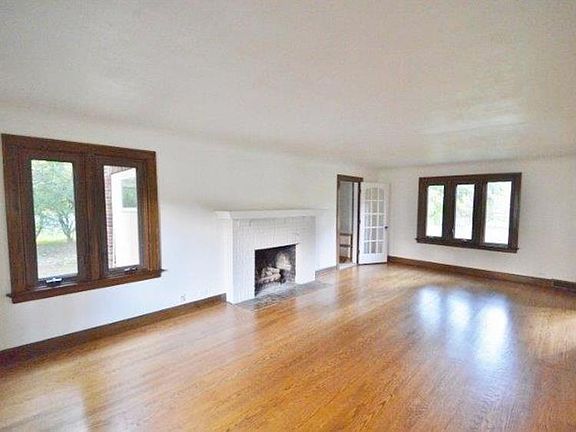 5th image of 3711 Jefferson Ave