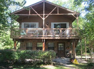 389 Holly Dr, Onalaska, TX 77360