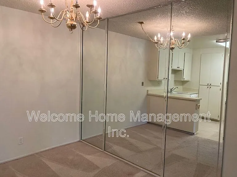 1305 Boulevard Way #310 — Photo 15