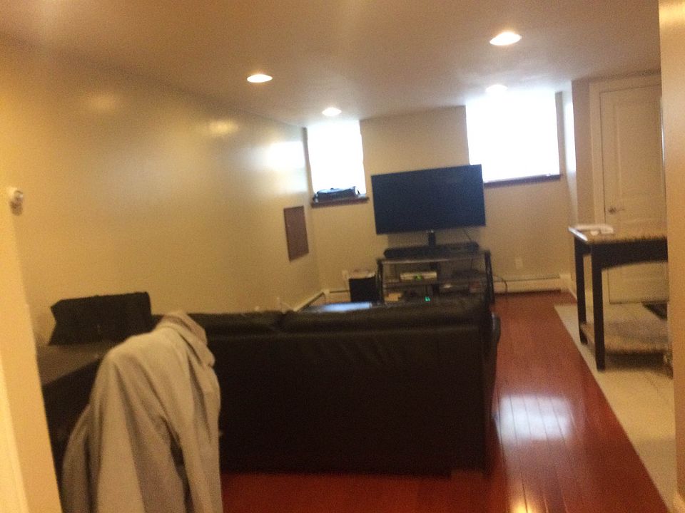 1st image of 14 Saint Louis Pl #0