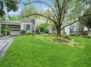 1246 Elmhurst Dr NE, Cedar Rapids, IA 52402