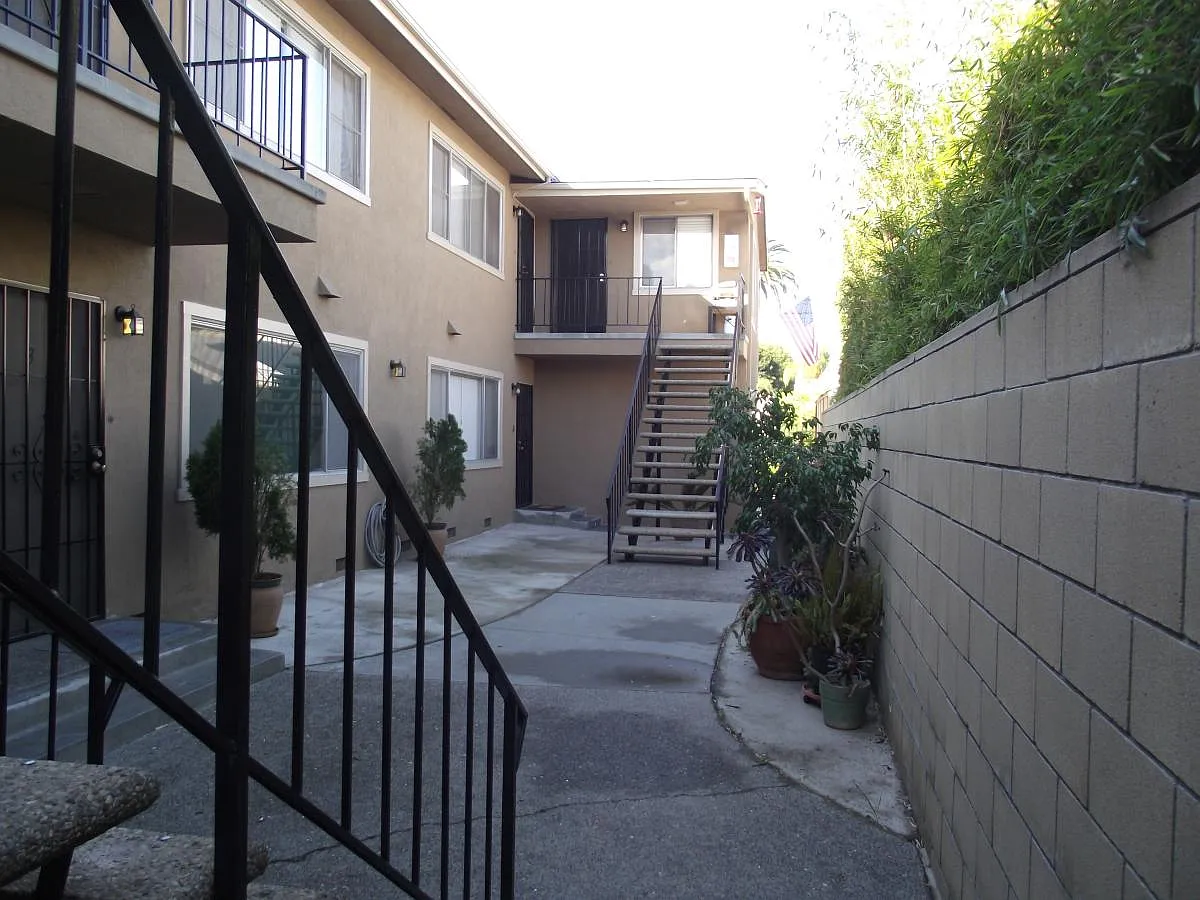231 Grand Avenue — Photo 3
