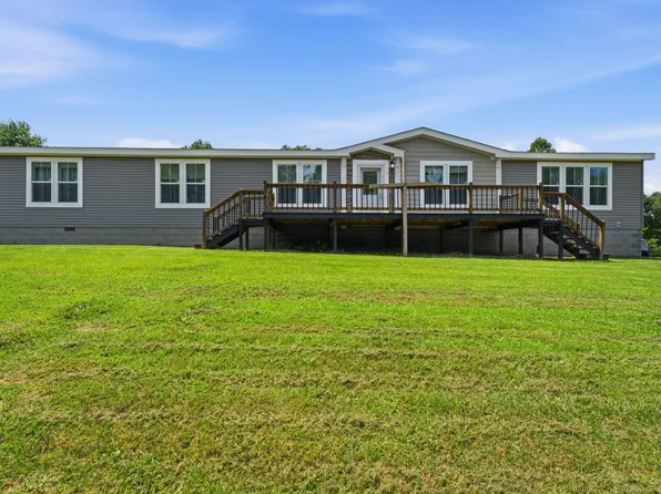 531 Pea Ridge Rd, Chestnut Mound, TN 38552