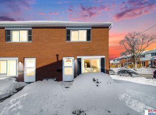 2524 S 3rd Plz, Omaha, NE 68108