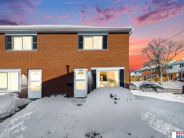 2524 S 3rd Plz, Omaha, NE 68108