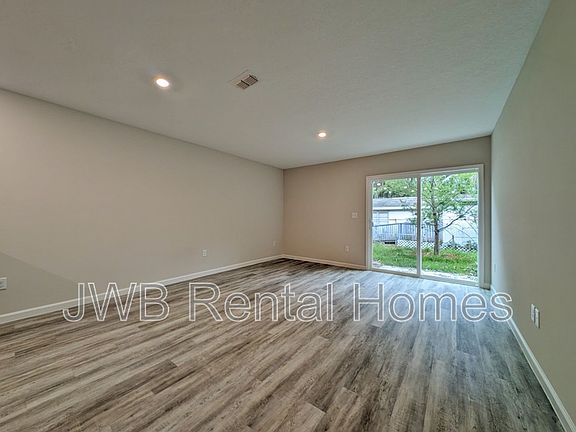 4th image of 9849 Morgan Marsh Ct