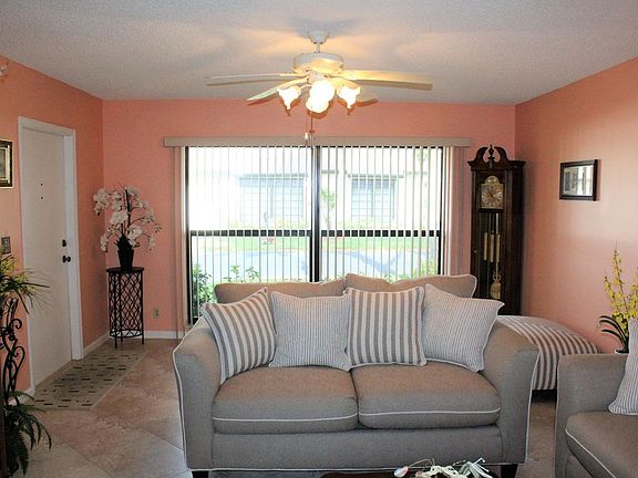 5th image of 4696 Robinwood Pl APT A