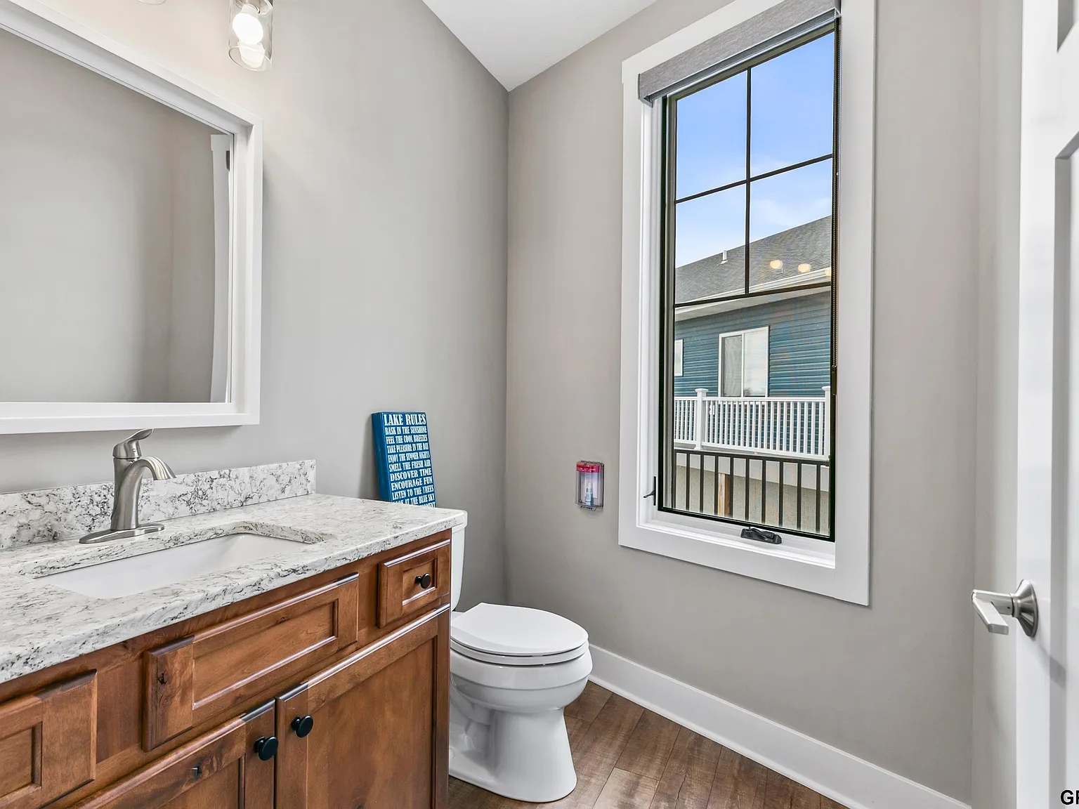 3 bed, 1872 sqft, $2,700 — Photo 4