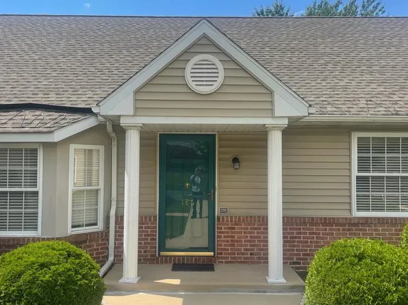 186 Heather Ln, Wyomissing, PA 19610