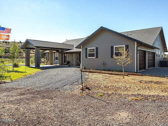 2nd image of 1940 Stone Gate Way