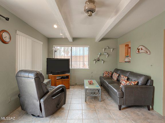 5th image of 1001 S Abrego Dr