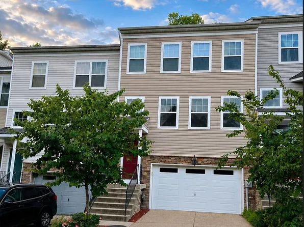 716 Pin Oak Ct, Prince Frederick, MD 20678