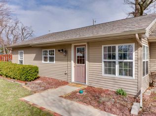 2314 Maysel St, Bloomington, IL 61701