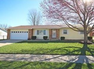 1060 Veech Ln, Decatur, IL 62521