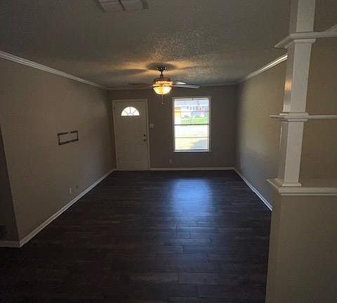 4th image of 1532 Crockett Dr