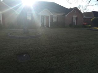 1807 Chenoweth Ln, Montgomery, AL 36106