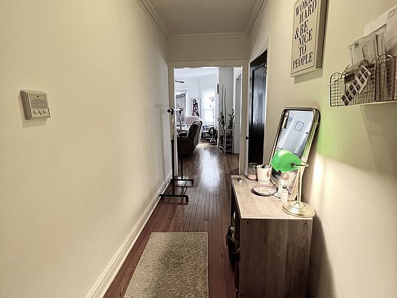 4th image of 1703 W Catalpa Ave #1E