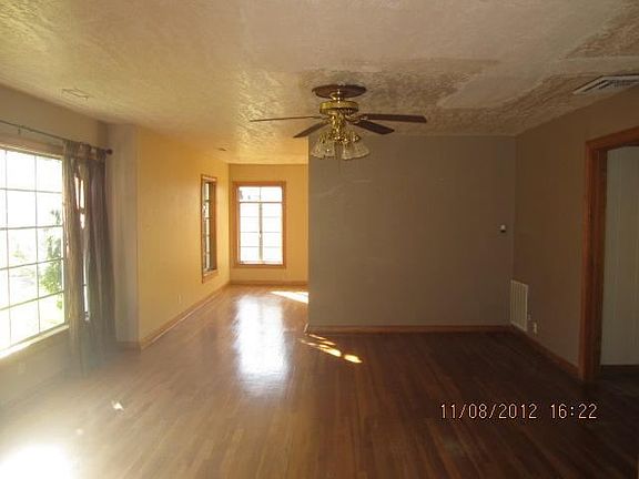 2nd image of 3330 Dogwood Ln