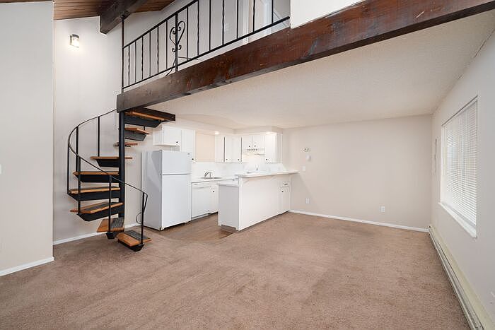 1st image of 8103 NE 13th Ave #8103B