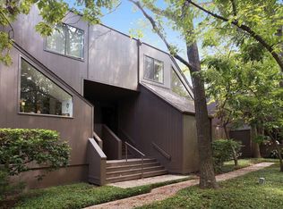 43 Litchfield Ln, Houston, TX 77024