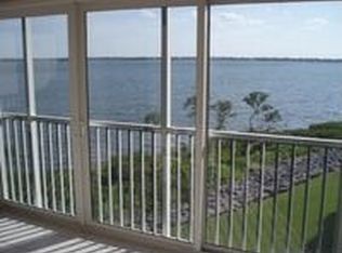 2408 SE Monroe St, Stuart, FL 34997