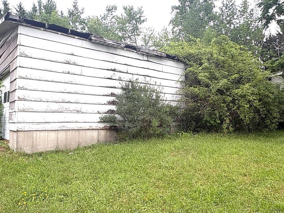 2nd image of 451-453 Bevier St