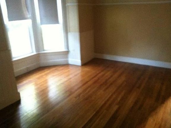 4th image of 1210 N Roosevelt Ave