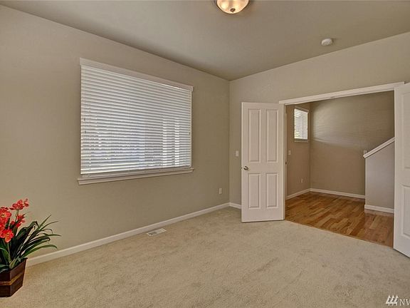 2nd image of 7528 Kodiak Ave NE