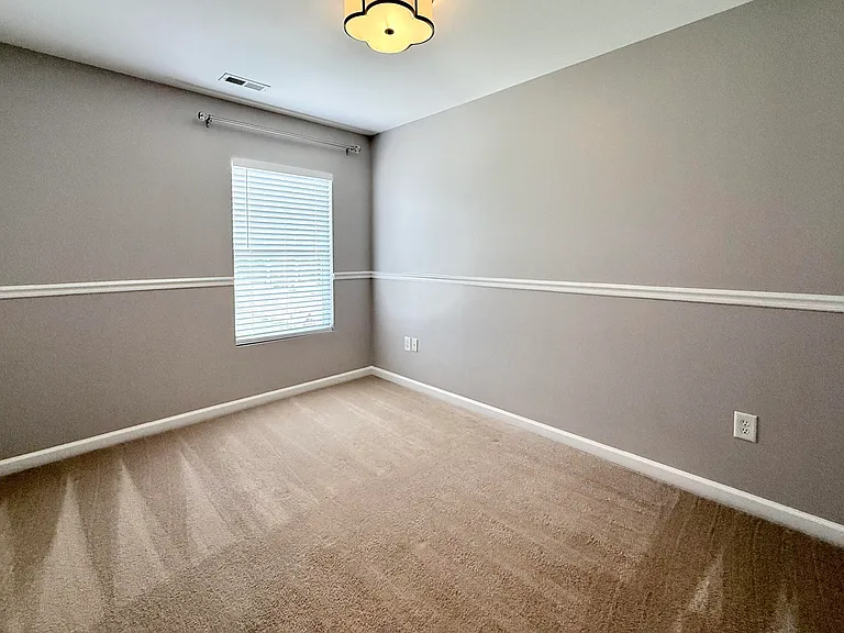 4604 Miller Dr — Photo 26