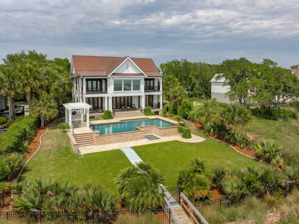 104 Beach St, Mount Pleasant, SC 29464