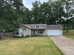 6501 Pinecrest Dr, Poplar Bluff, MO 63901