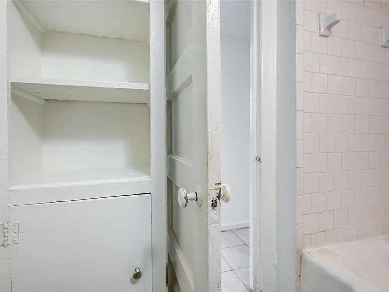 1828 W Main St #1 — Photo 15