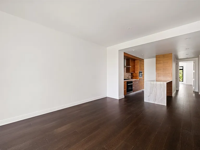 613 Baltic St #4B — Photo 10