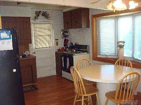 4th image of 7 Franklin St