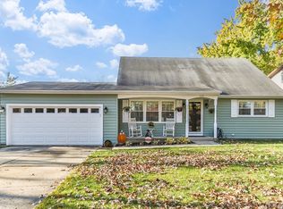 520 N Lyle Ave, Elgin, IL 60123