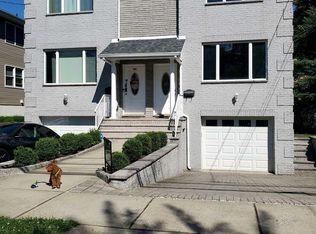 441B 2nd St #B, Palisades Park, NJ 07650