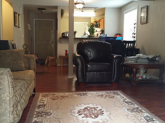 4th image of 744 126th Ave NE