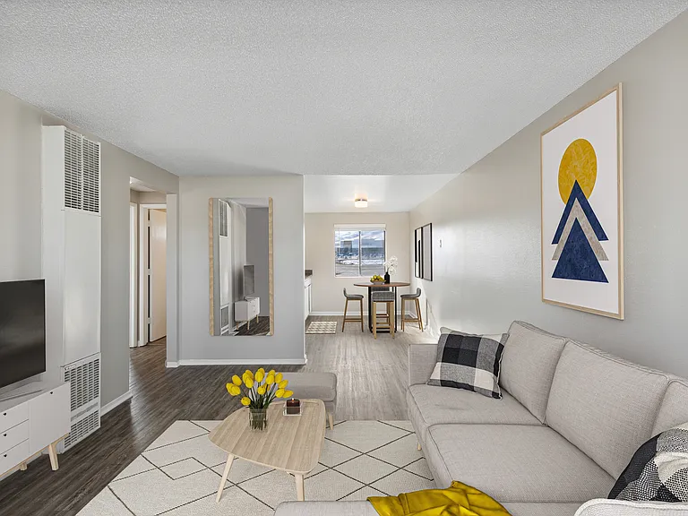 Peavine Peak Apartments — Photo 2