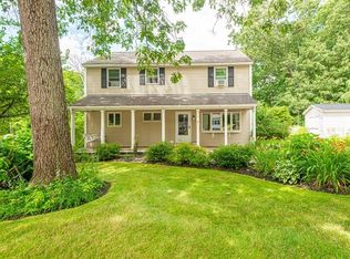 5 Juniper Ln, Georgetown, MA 01833