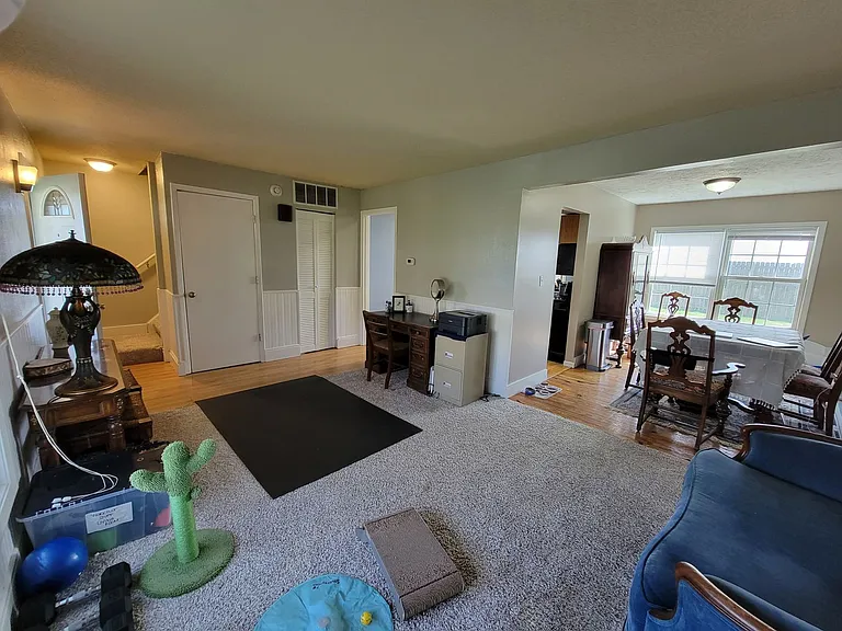1801 Kenny Ave — Photo 3