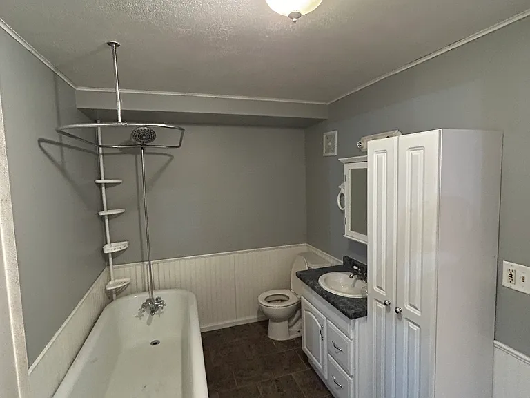 2716 Irvine Ave NW — Photo 12